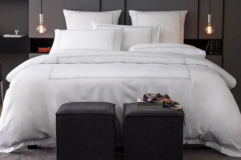 Duvet cover & pillowcases set 1