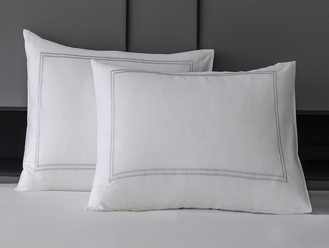 Swissotel pillows 2025
