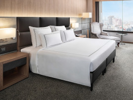 La cama Swissôtel y conjunto de cama